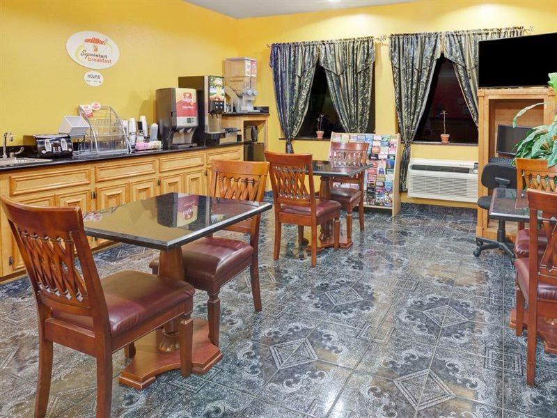 Sapphire Inn & Suites เดียร์พาร์ค ภายนอก รูปภาพ