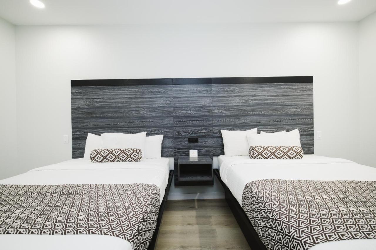 Sapphire Inn & Suites เดียร์พาร์ค ภายนอก รูปภาพ